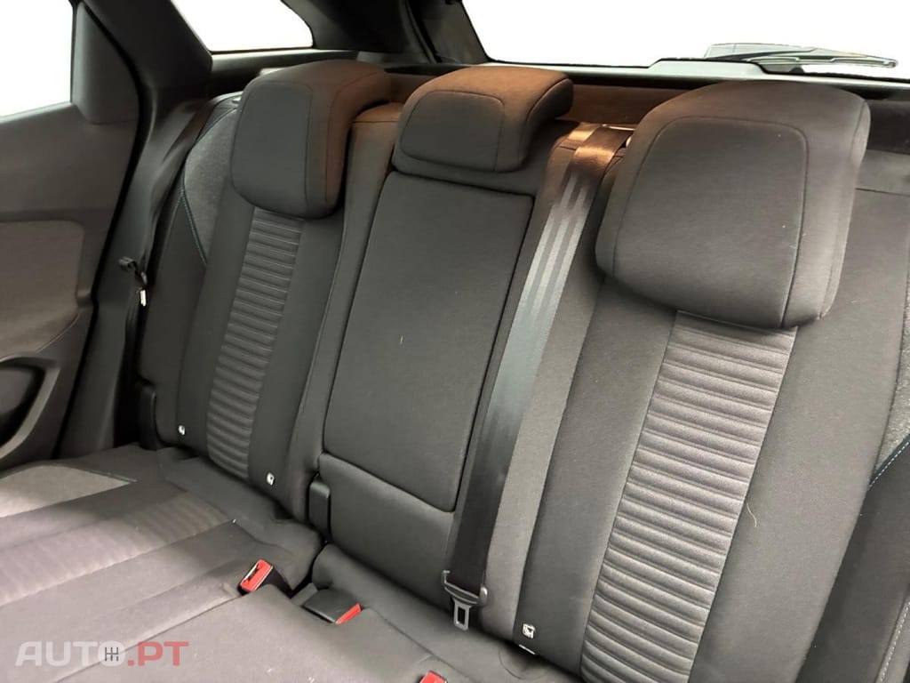 Peugeot 3008 1.6 BlueHDi Style EAT8