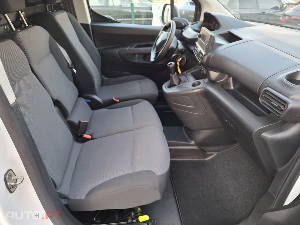 Peugeot Partner 1.6 BlueHDi L1 Premium 3L