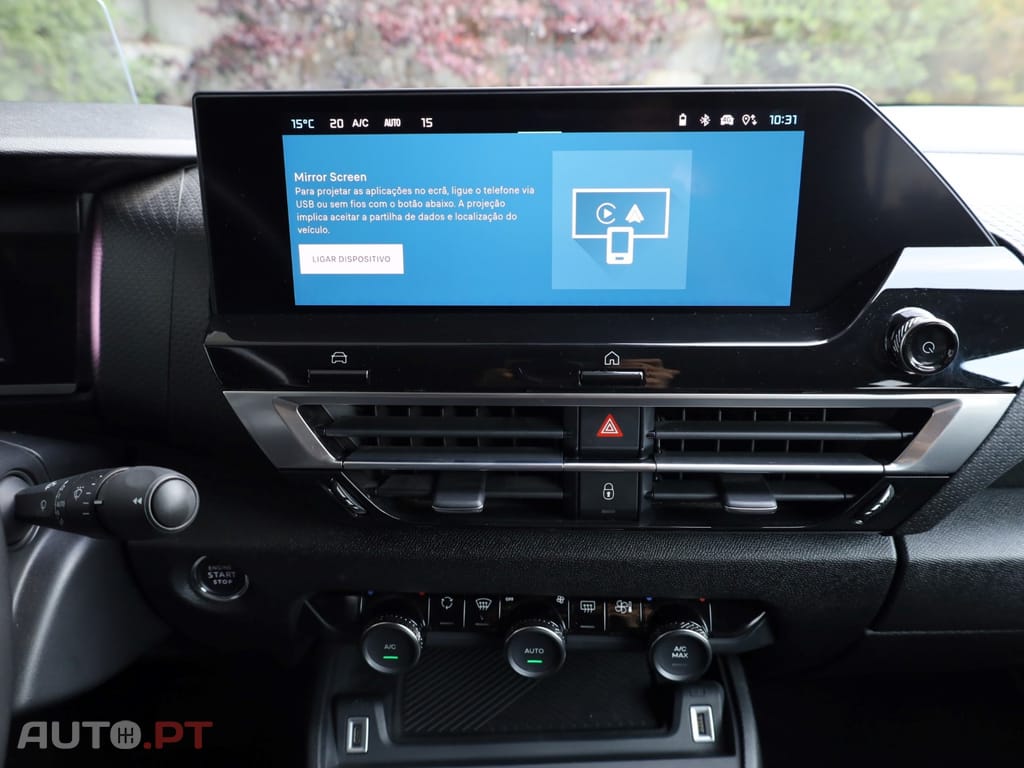 Citroen C4 X 1.2 PureTech Shine EAT8