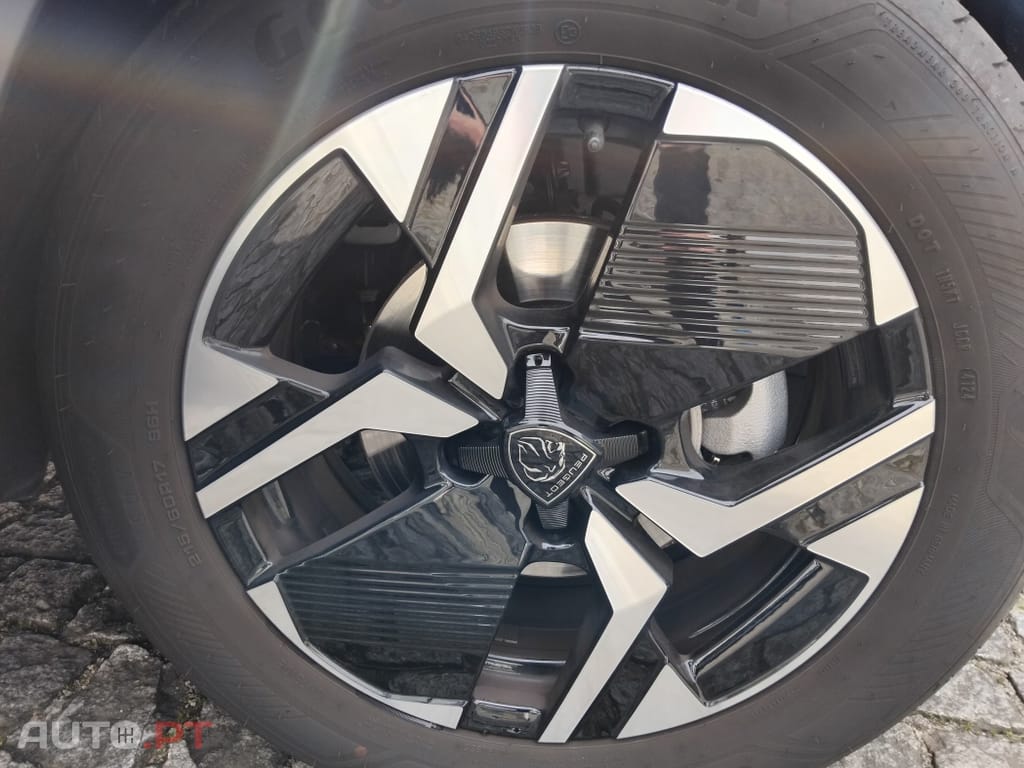 Peugeot 2008 1.2 PureTech Allure Pack