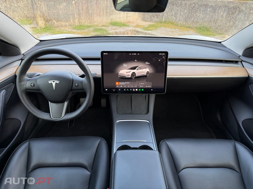 Tesla Model 3 RWD