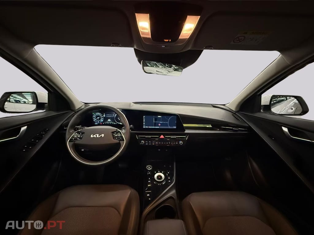 Kia Niro Vision 64,8kWh I.V.A DEDUTIVEL 