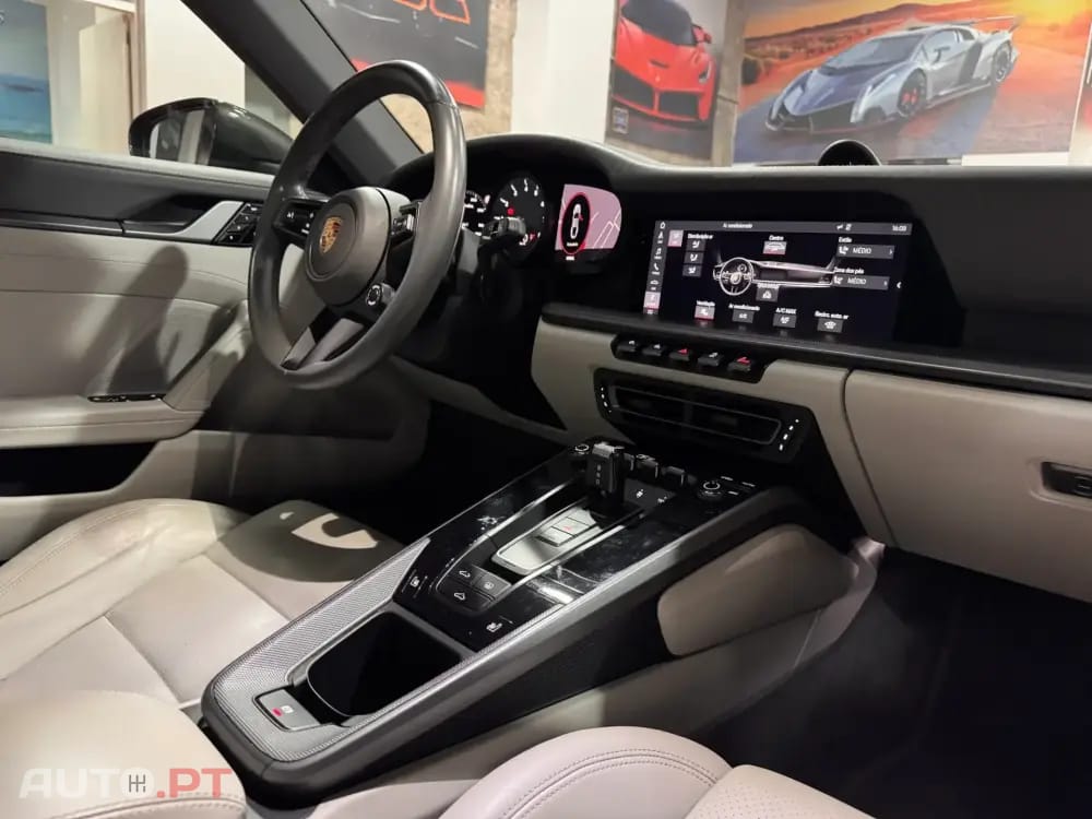 Porsche 911 4S PDK (992)