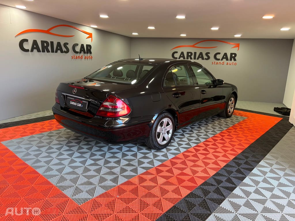 Mercedes-Benz E 200 CDI ELEGANCE Aut.