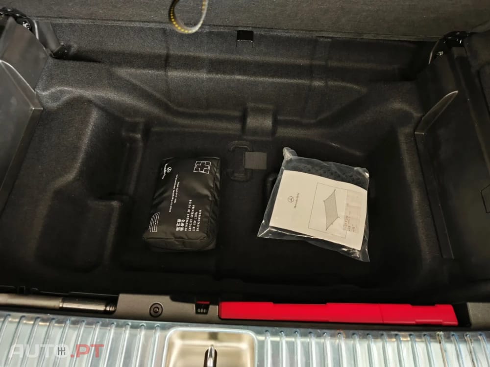 Mercedes-Benz E 220 Exclusive — fotografia 59