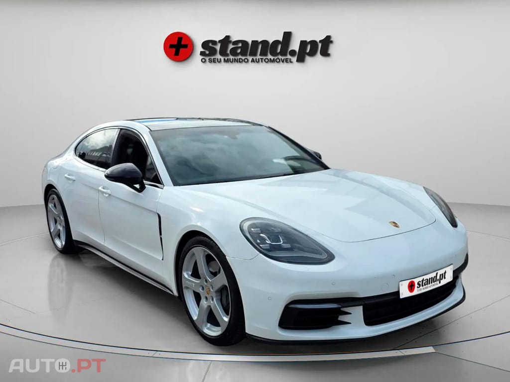 Porsche Panamera 4S
