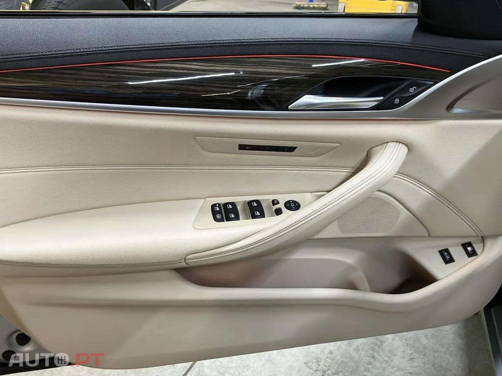 BMW 530 iPerformance Line Luxury