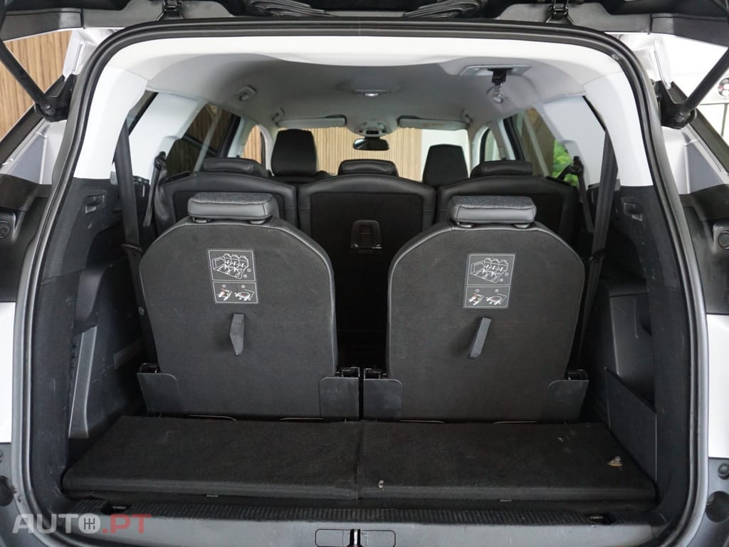 Peugeot 5008 1.2 PureTech Allure