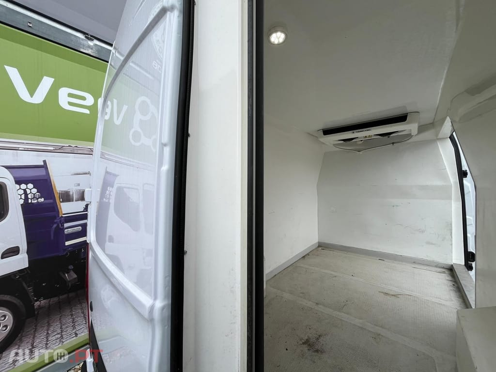 Renault Master FRIGORIFICA TERMO KING