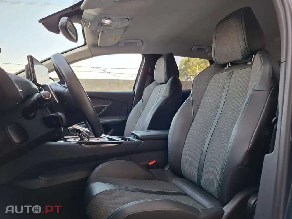 Peugeot 3008 1.5 BlueHDi Allure EAT8