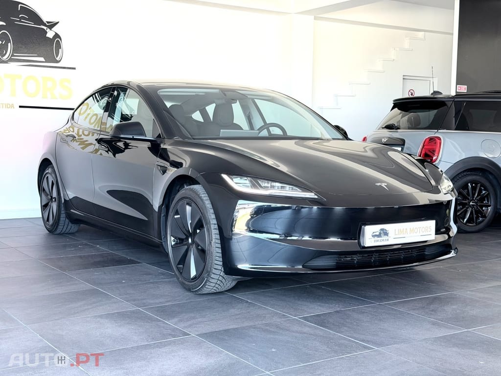 Tesla Model 3 Tração Traseira Premium