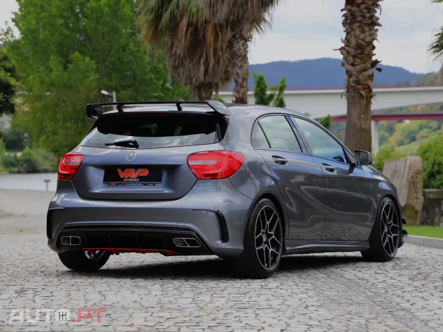 Mercedes-Benz A 180 d AMG Line