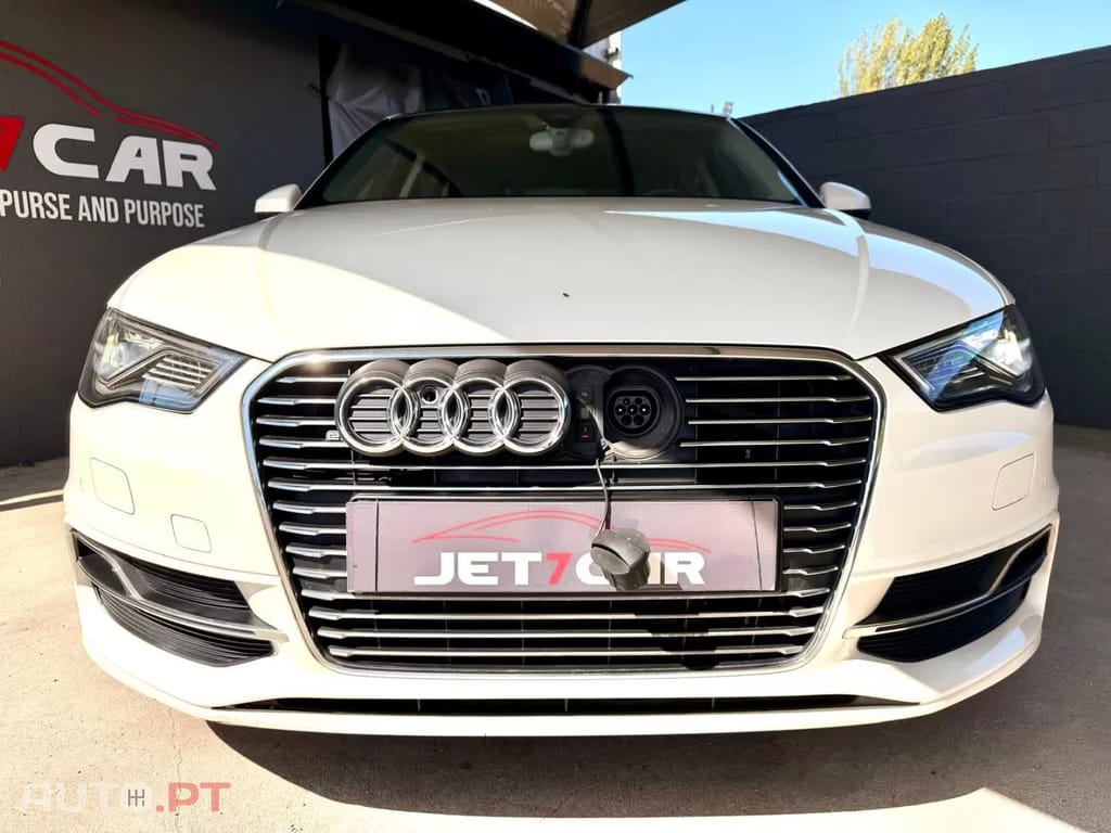 Audi A3 Sportback e-tron 1.4 TFSI Sport S tronic — fotografia 14