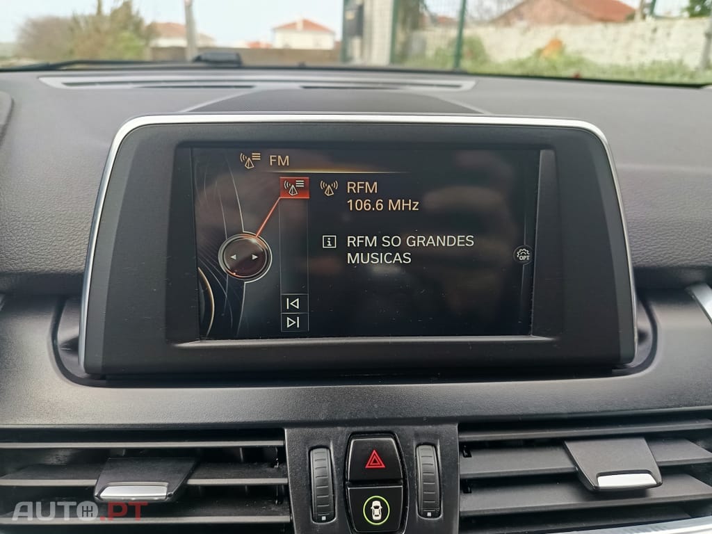 BMW 218 i Sport Line