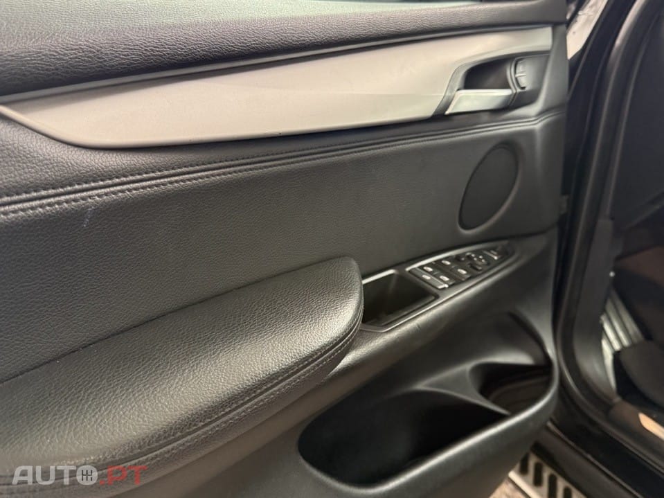 BMW X5 25 d sDrive Comfort 7L