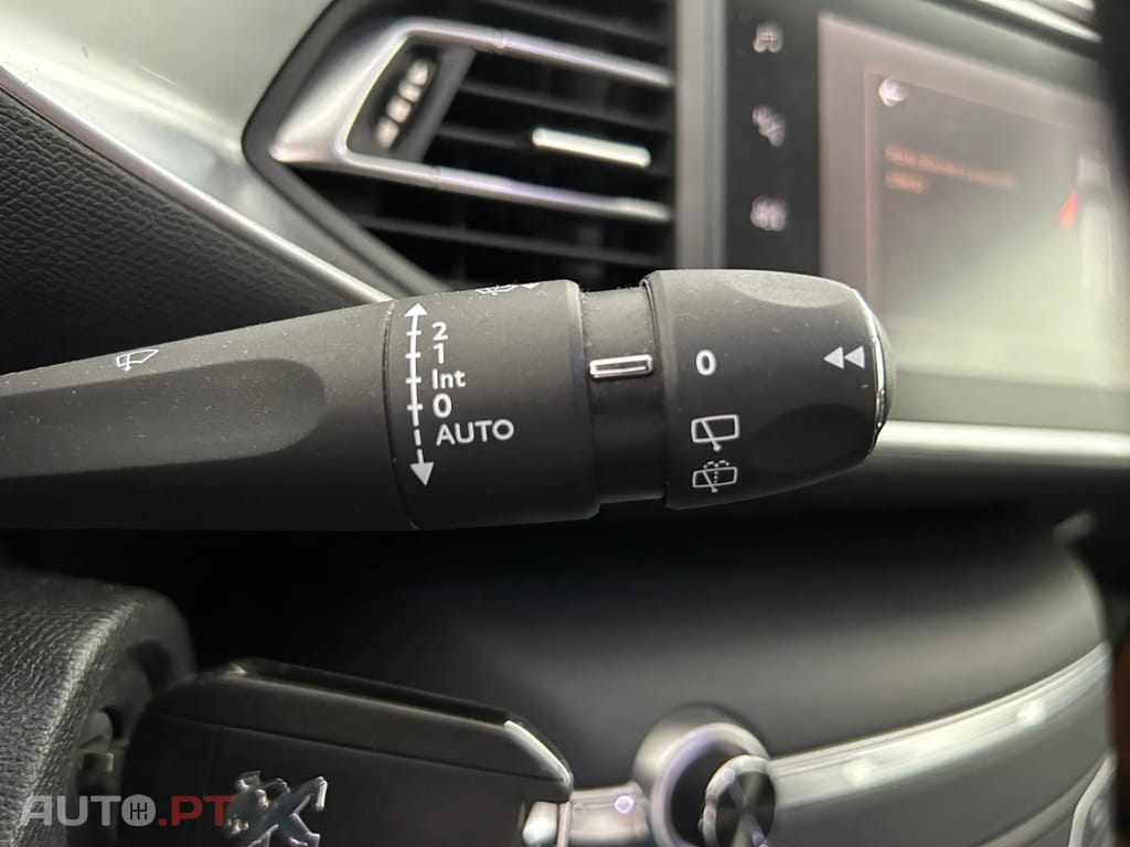 Peugeot 308 SW 1.5 BlueHDi Allure