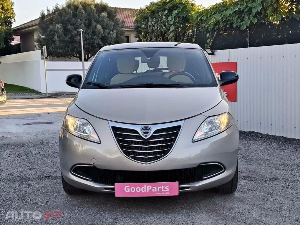 Lancia Ypsilon 1.2 S&S Fashion