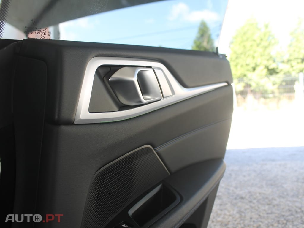 BMW i4 eDrive40 Desportiva M