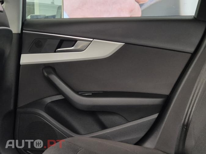 Audi A4 35 TDI S Tronic