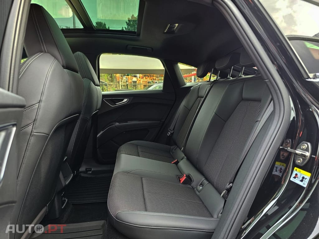 Audi Q4 E-Tron 45 82 kWh SE Business Plus