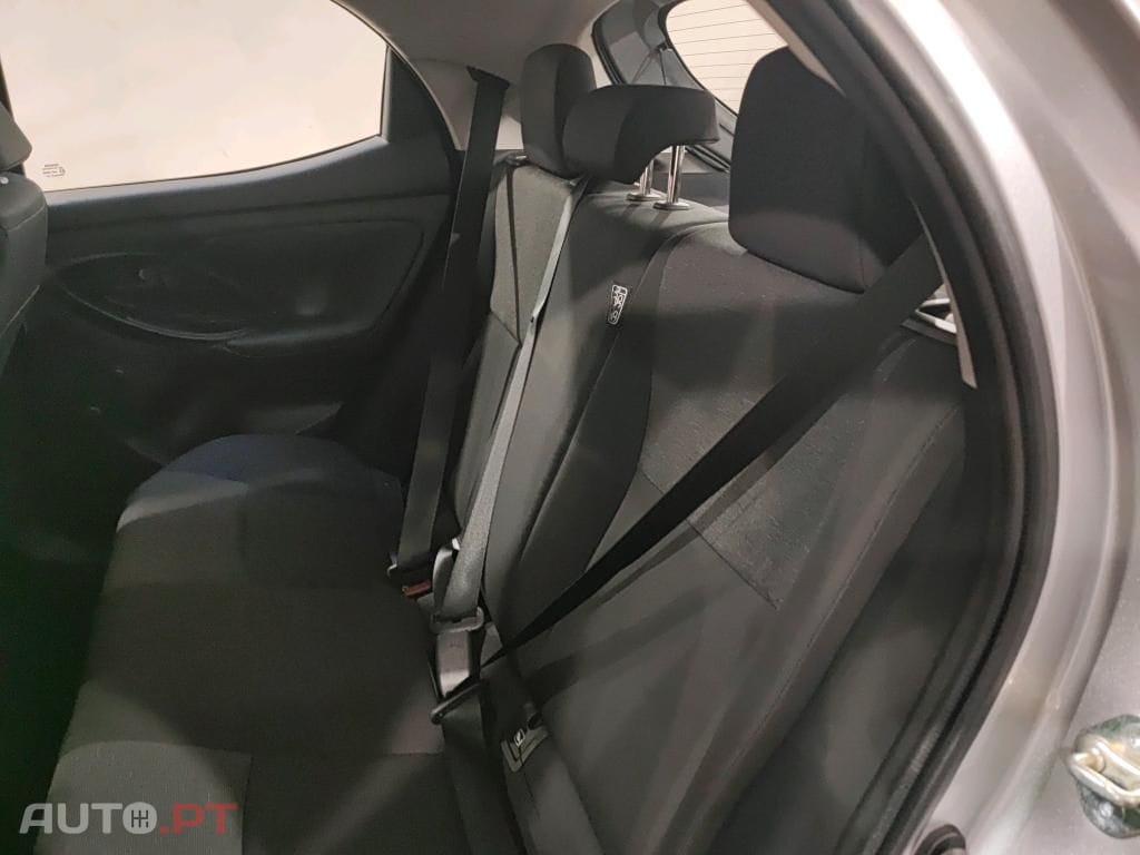 Toyota Yaris 1.0 VVT-i Comfort