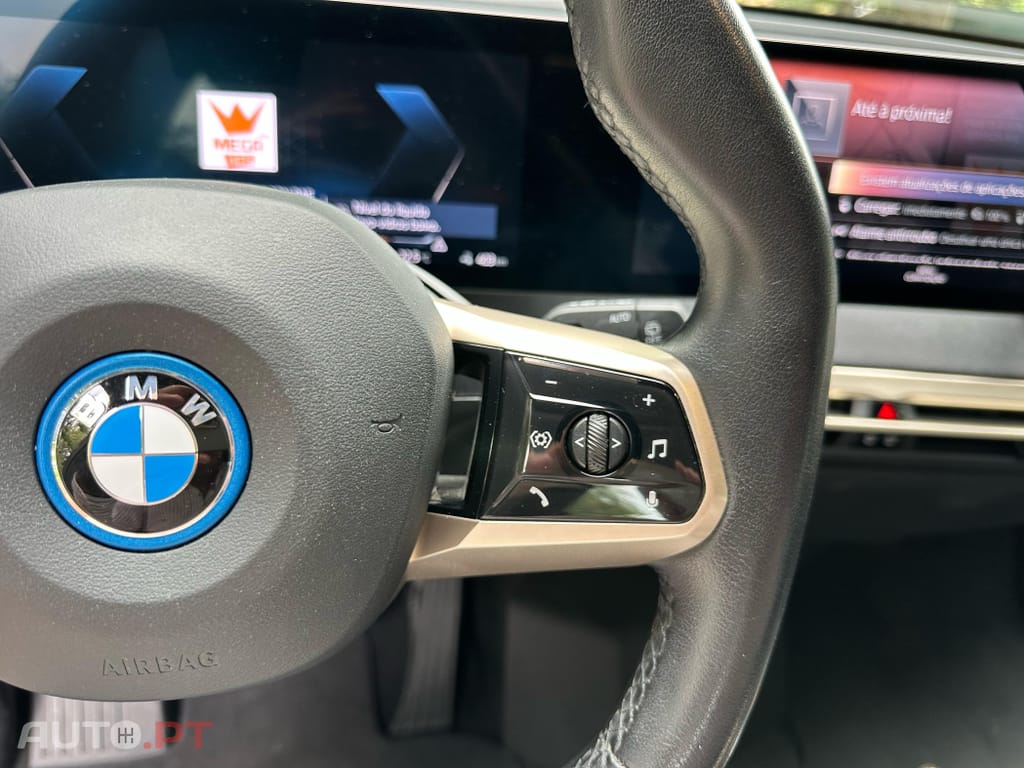 BMW iX xDrive 50