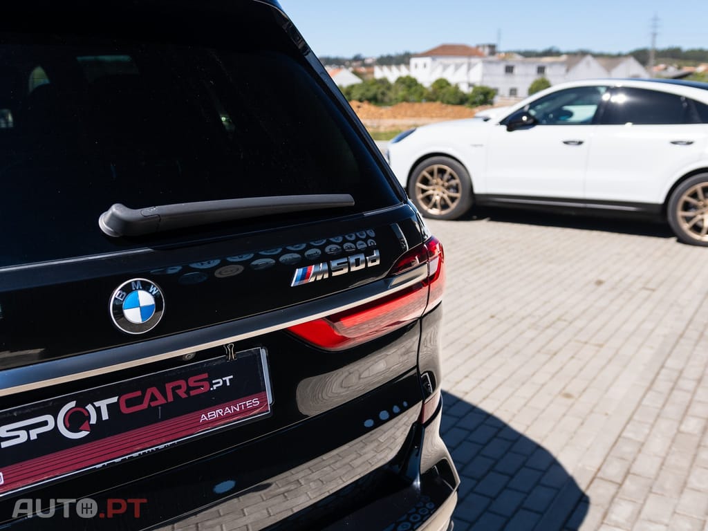 BMW X7 M50d