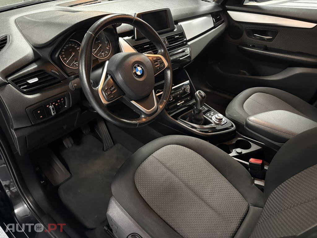 BMW 216 d 7L