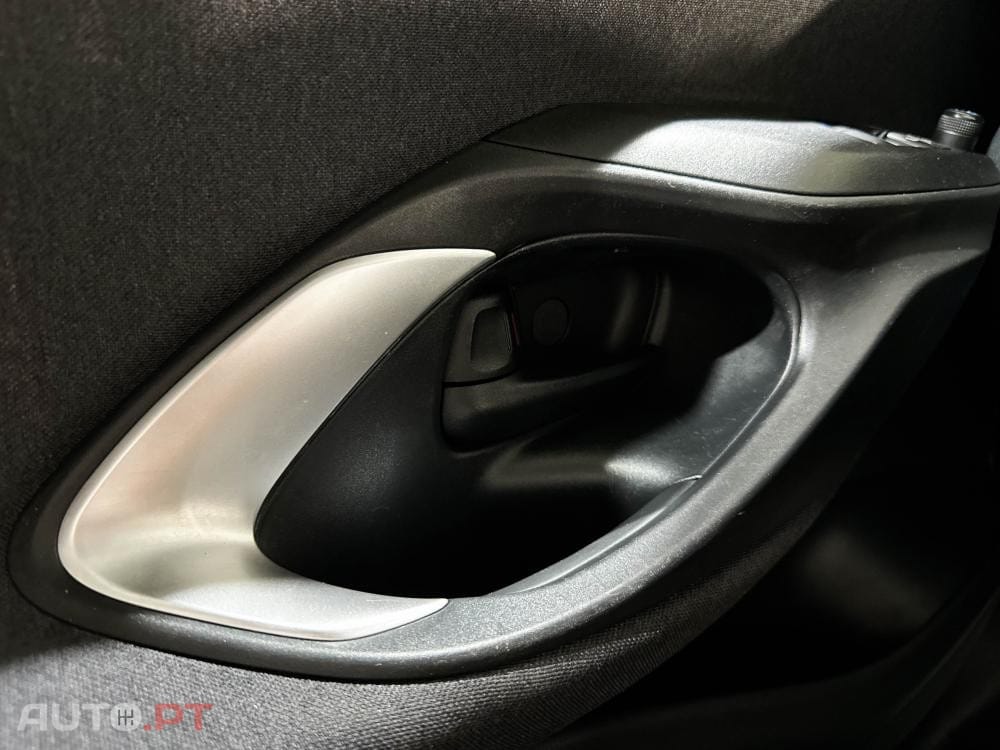 Toyota Yaris Dynamic Edition