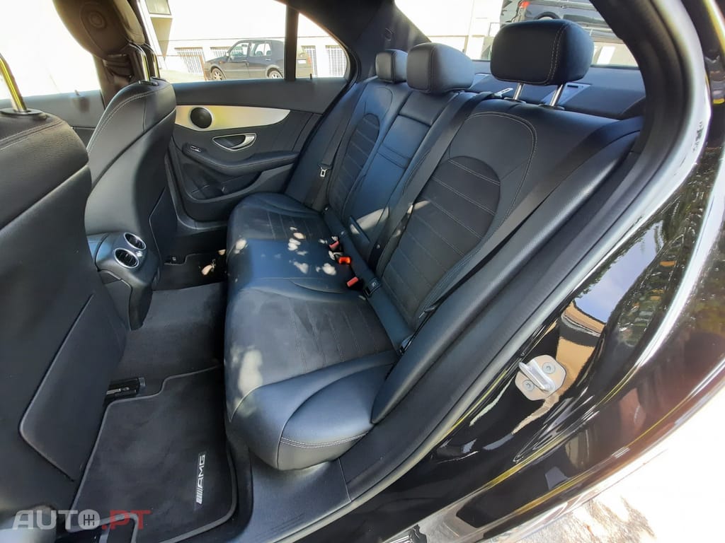 Mercedes-Benz C 300 de AMG Line