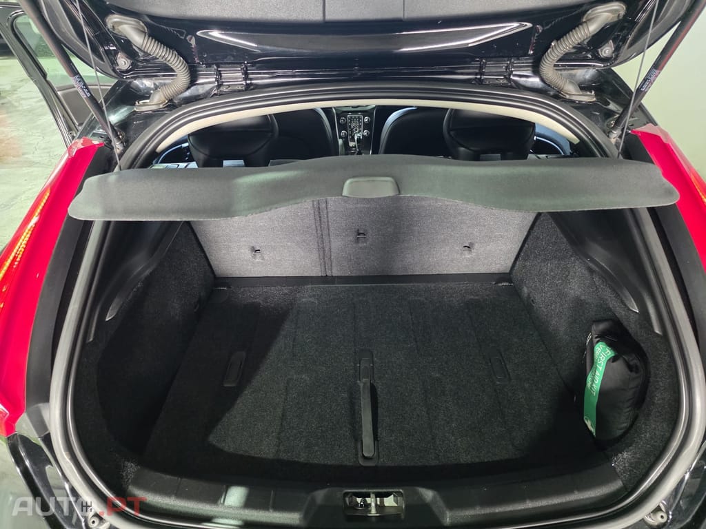 Volvo V40 2.0 D2 Momentum