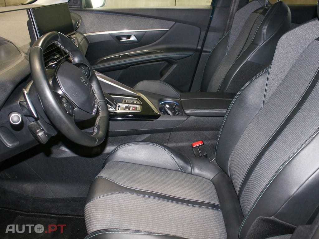Peugeot 3008 1.2 PureTech Allure Pack EAT8