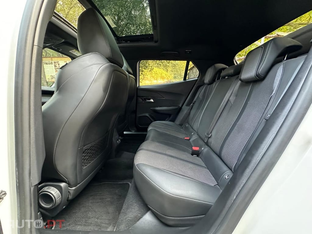 Peugeot 2008 1.2 PureTech GT Line