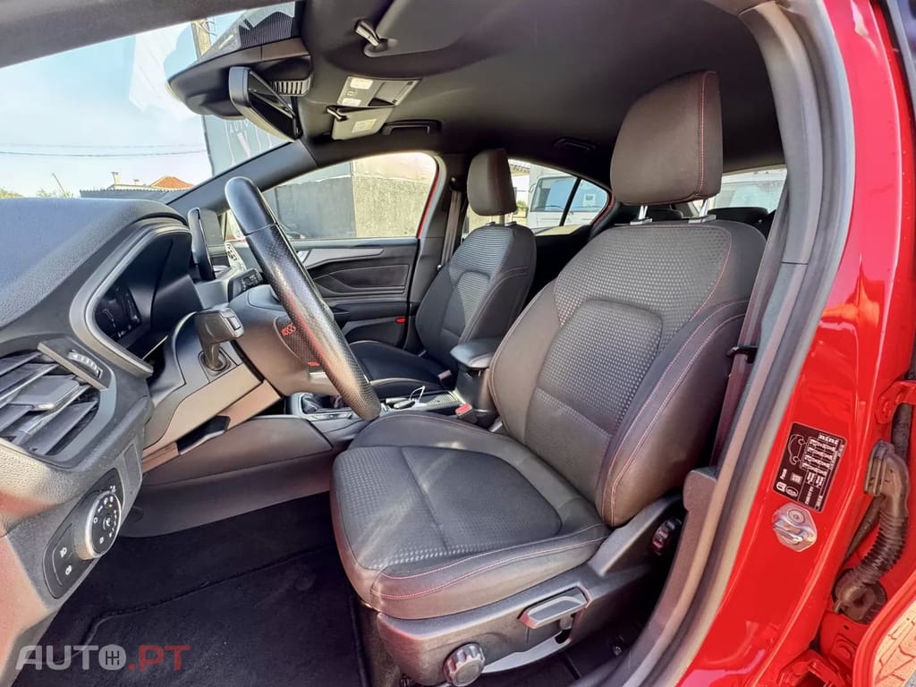 Ford Focus 1.0 EcoBoost ST-Line