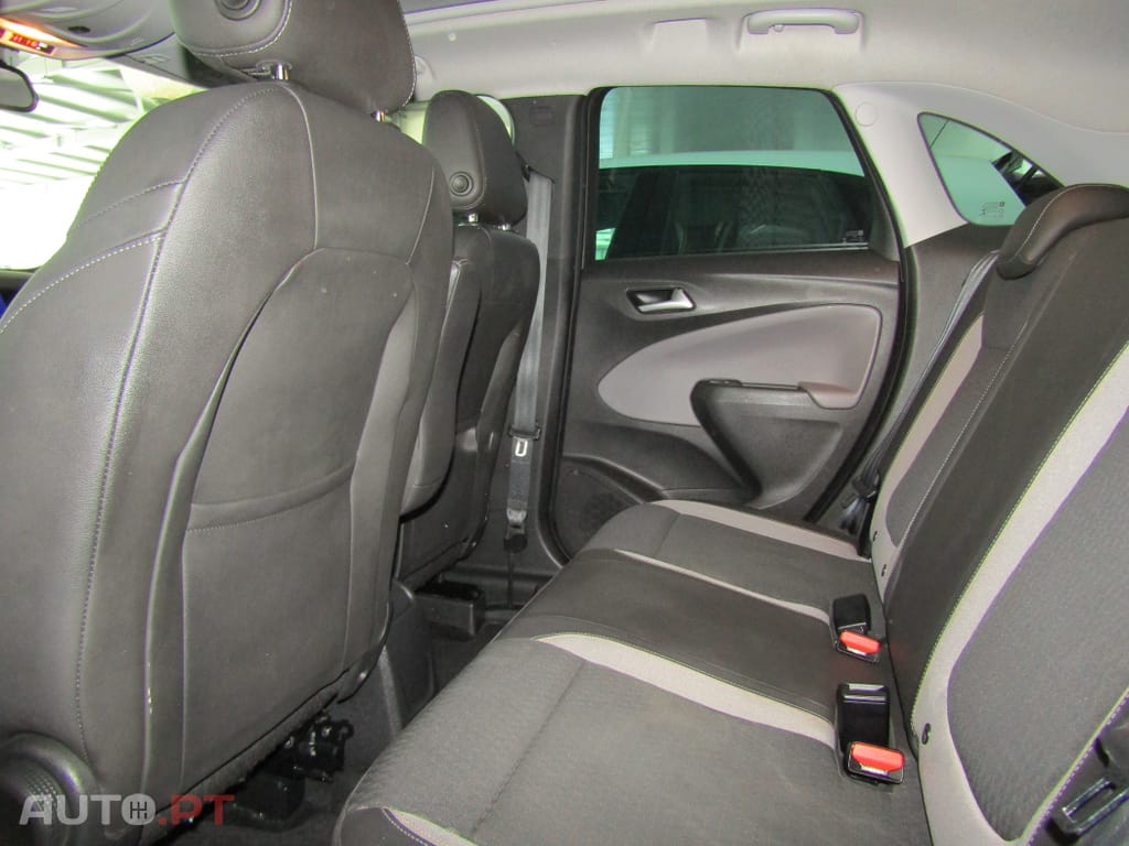 Opel Crossland 1.5 D Business Edition