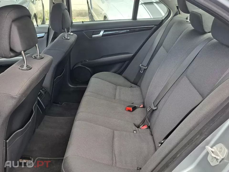 Mercedes-Benz C 180 CDi Elegance BlueEfficiency