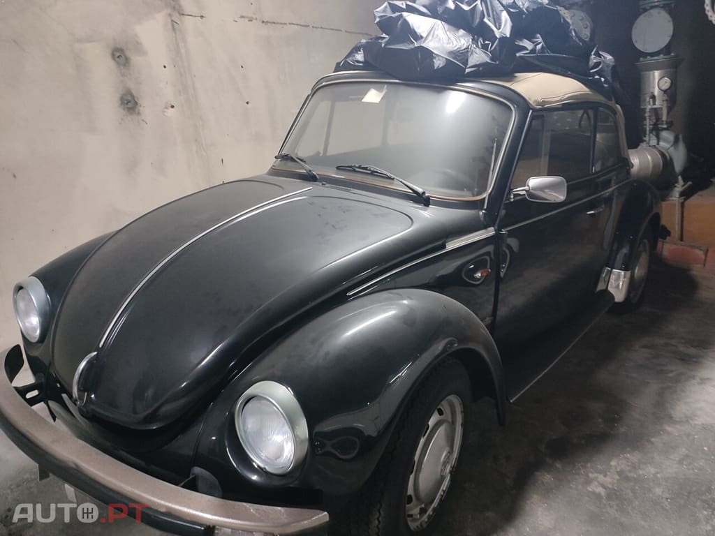 Volkswagen Carocha Cabrio 1303 Karmann