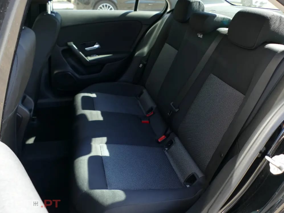 Mercedes-Benz A 250 e