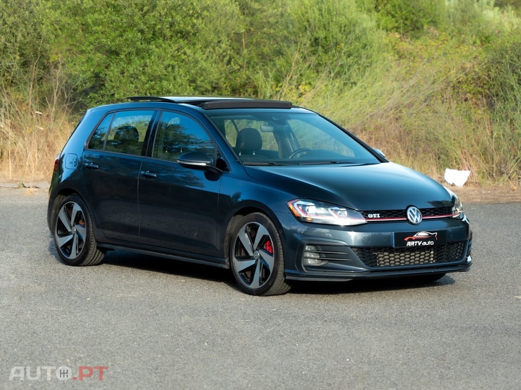 Volkswagen Golf 2.0 TSI GTI