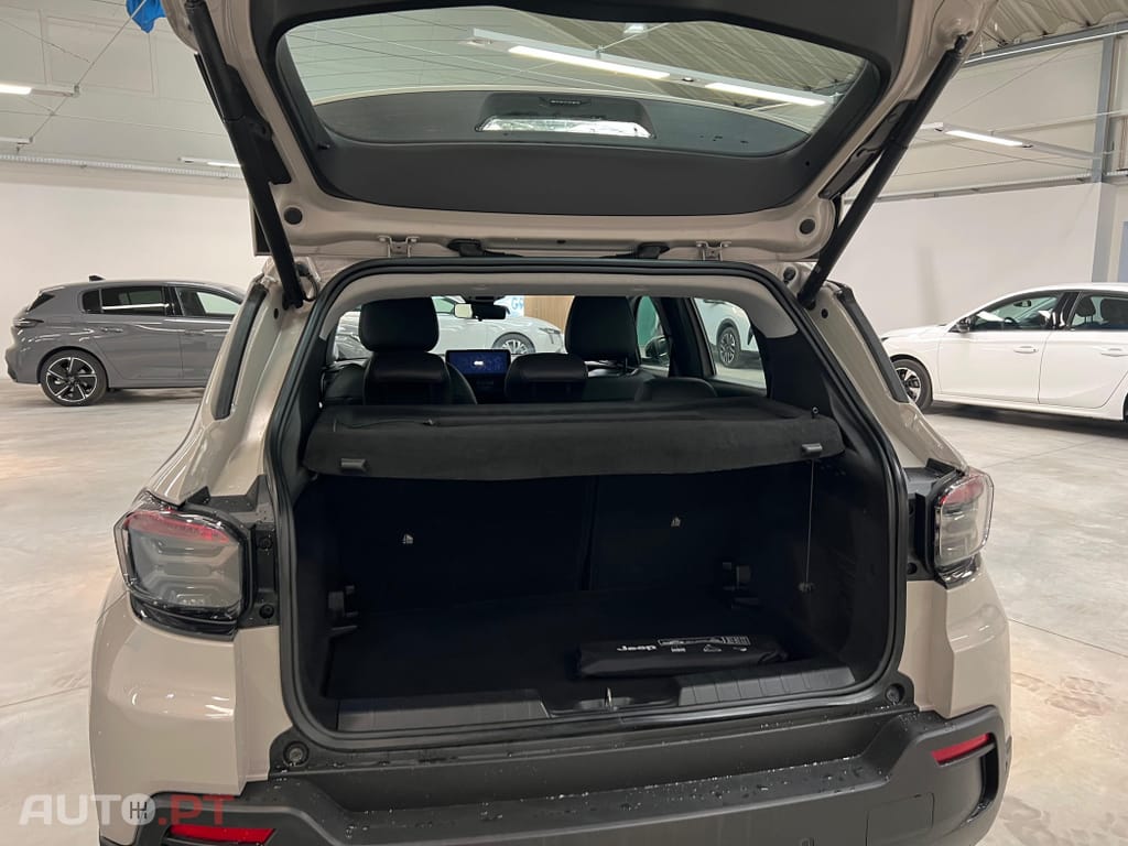 Jeep Avenger 1.2 GSE T3 Altitude