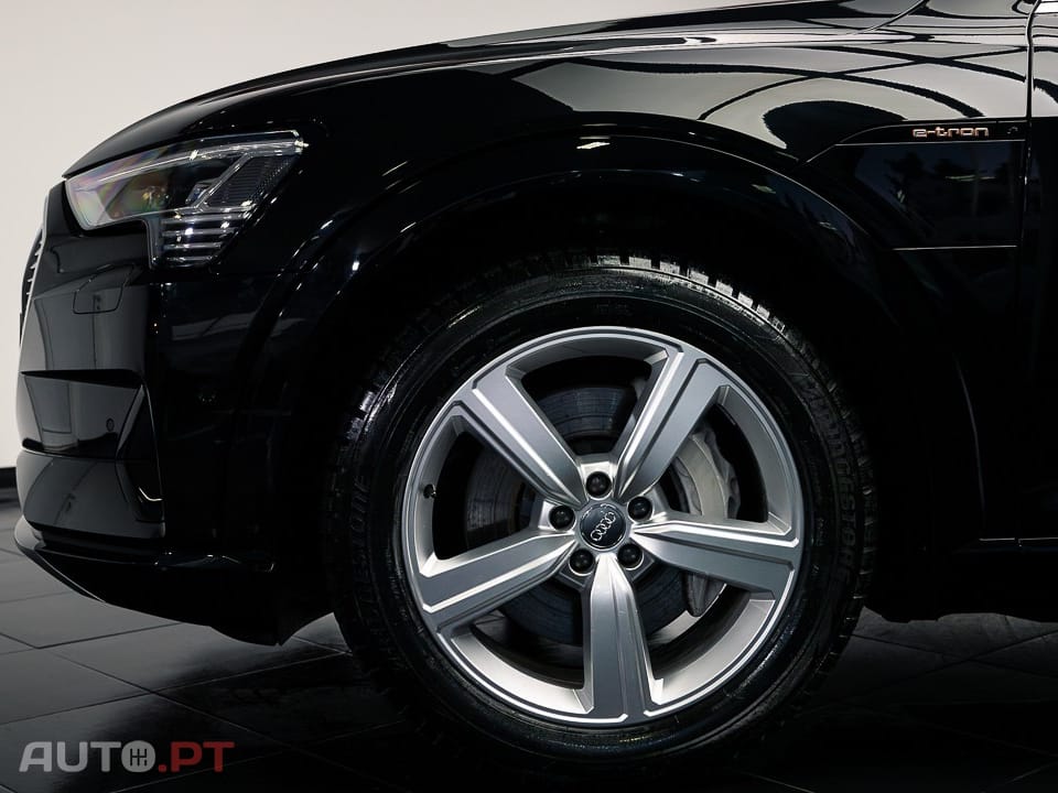 Audi E-Tron 50 quattro