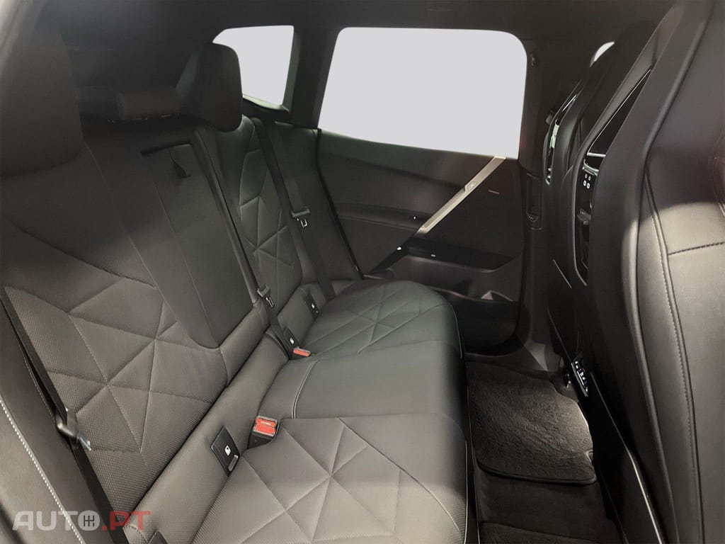 BMW iX xDrive50   I.V.A DEDUTÍVEL 