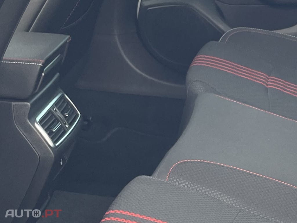 Renault Mégane Mégane ST RSLine Hybrid TCe 160 EDC