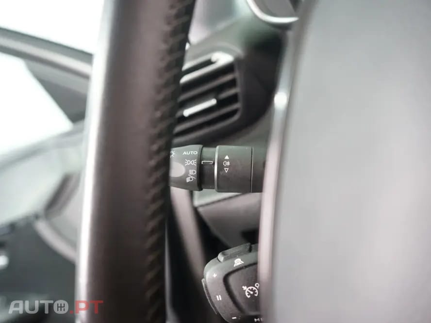 Peugeot 208 1.2 PureTech Allure