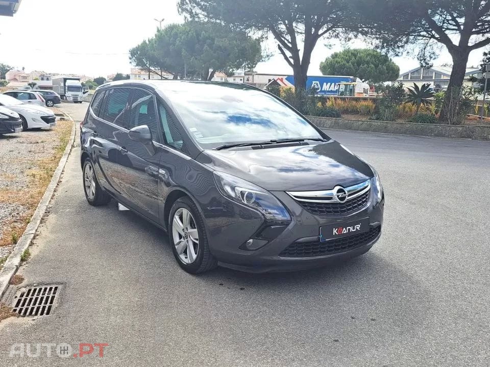 Opel Zafira 1.6 CDTi Cosmo