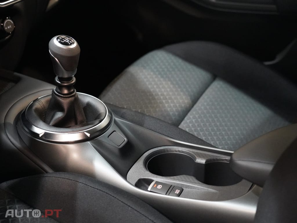 Nissan Juke 1.0 DIG-T Acenta+ DCT