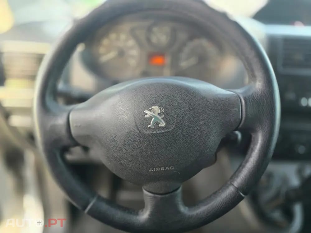 Peugeot Expert 1.6 HDi L2H1 Semi-Vidrado