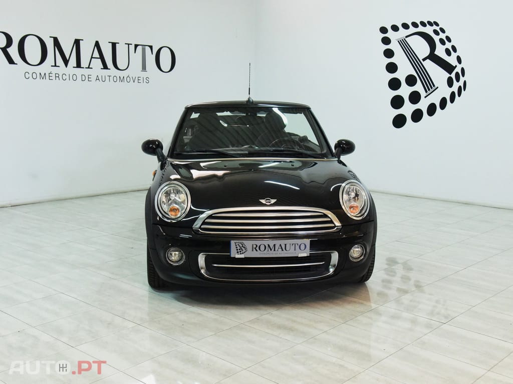MINI Cooper Cabrio