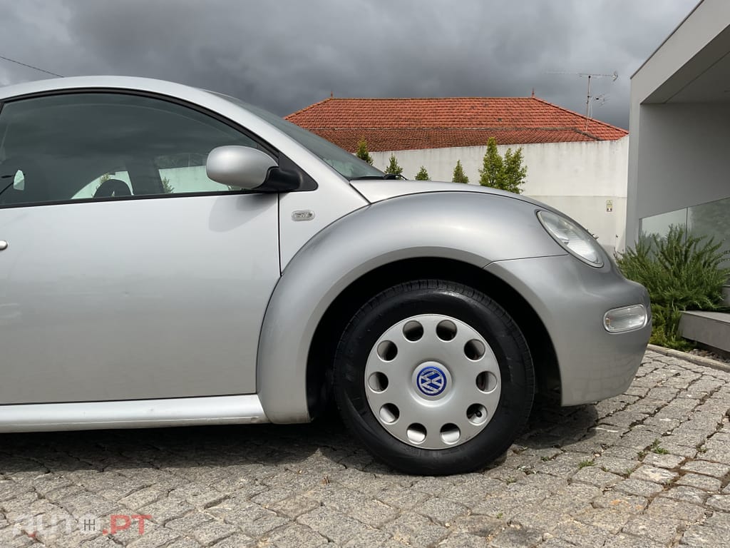 Volkswagen New Beetle 1.6