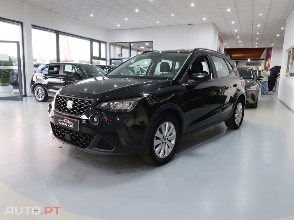 SEAT Arona 1.0 TSI Style — fotografia 3